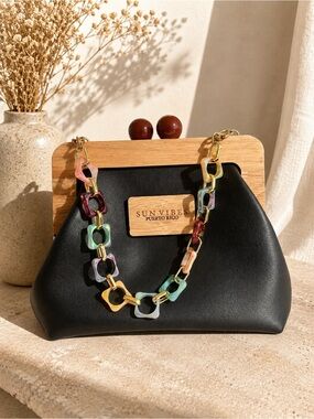 SunVibes Black Frame Clutch with Multicolor Chain